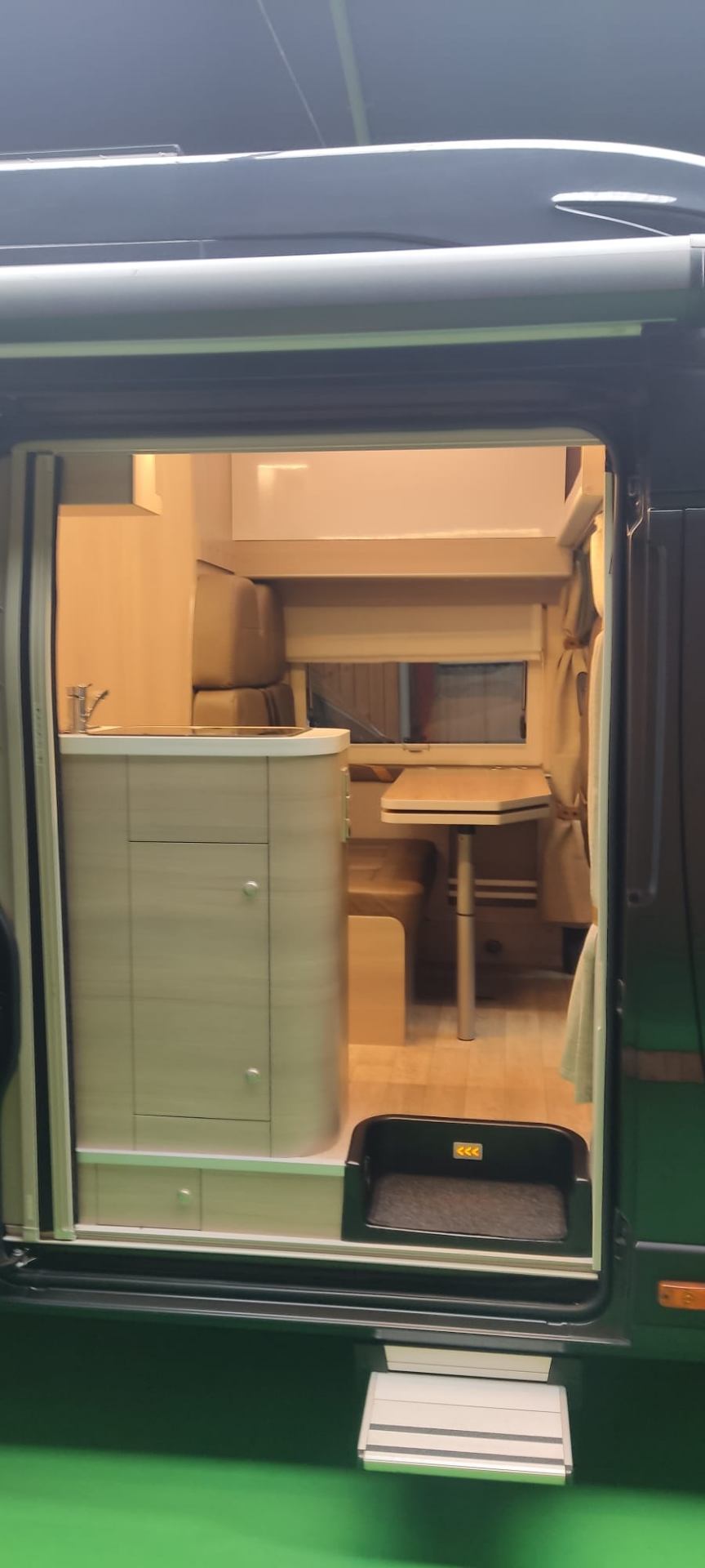 Globe-Traveller Voyager Z GLOBE TRAVELLER VOYAGER Z PEUGEOT HEAVY CHASSIS 165 PK